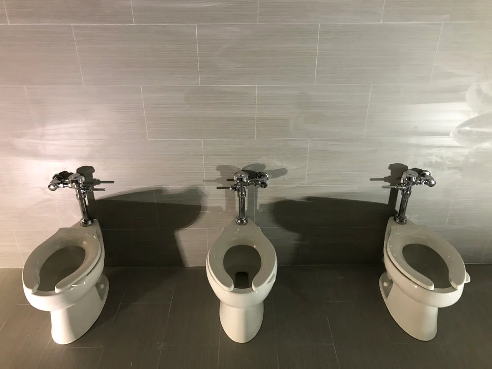 3cglrROnTdOEcBWgXlTE1Q_1